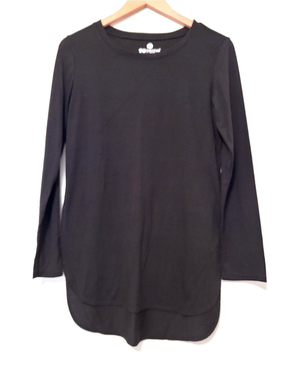 90 Degrees Women’s Lightweight Black Long Sleeve Top w/ Side Slits, NWOT’s